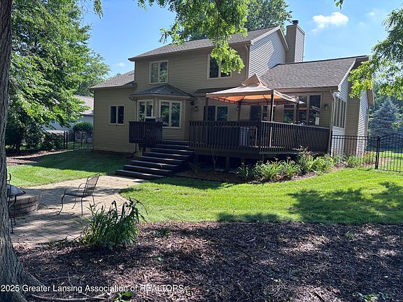 5th image of 2665 Allium Dr