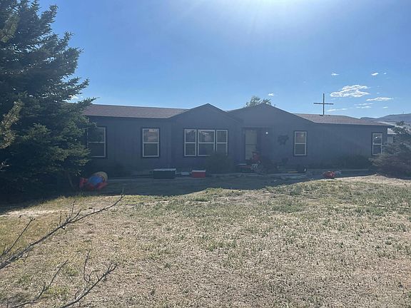 3rd image of 451 Gypsum Ln