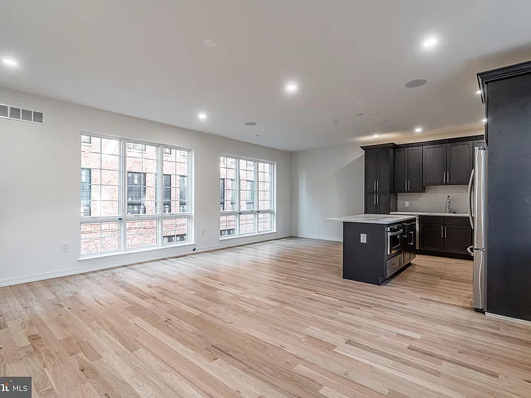 2423 Innovator Way — Photo 8