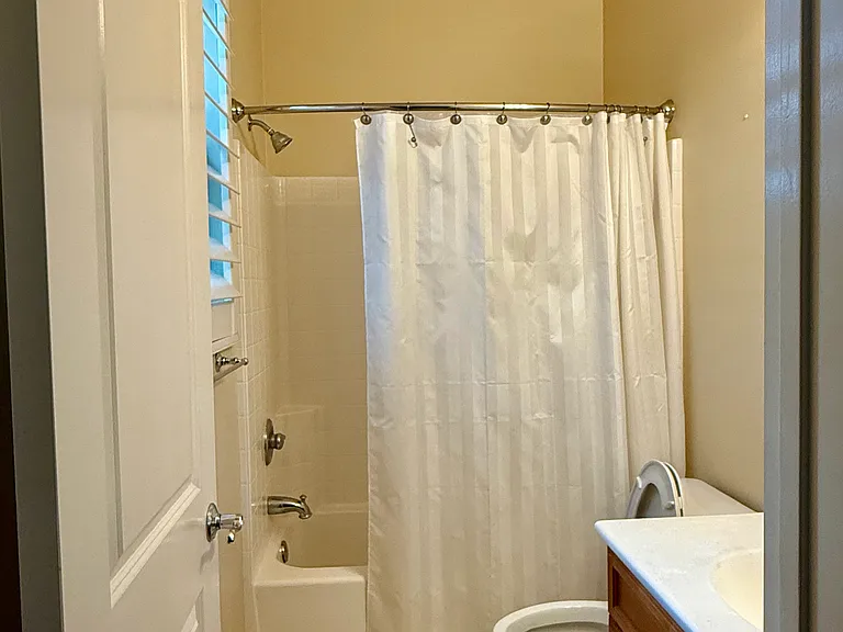 2903 W Edinger Ave — Photo 15