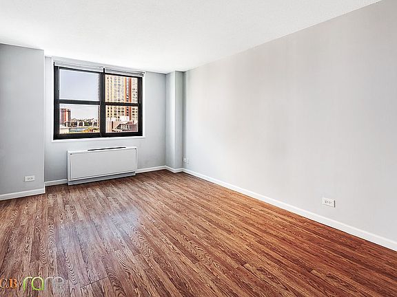 5th image of 340 E 93rd St APT 10H