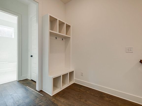 Top of 2nd floor stairs