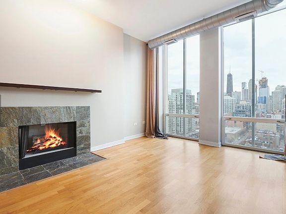4th image of 720 N Larrabee St #1706N