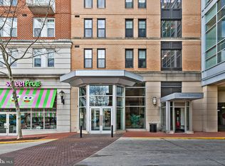 444 W Broad St UNIT 614, Falls Church, VA 22046