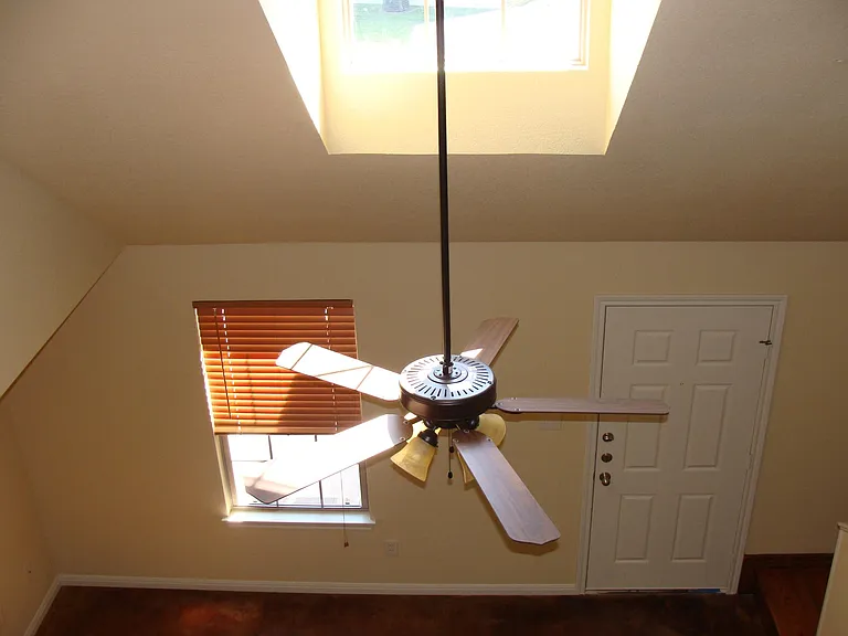 128 Meadow Park Cir #128 — Photo 19