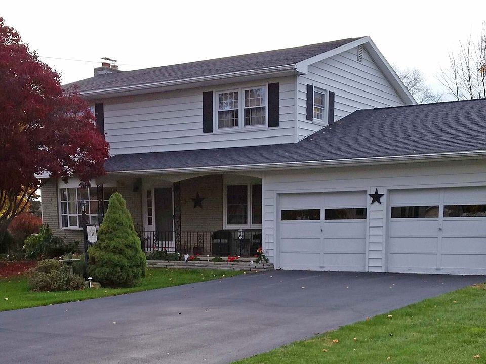 1st image of 183 Greenridge Dr.