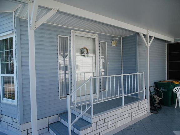 4th image of 625 Wedelia Dr
