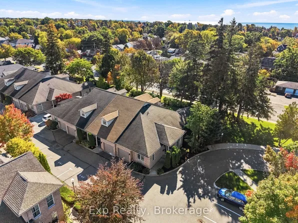 120 University Ave E #101, Cobourg, ON K9A 0A9