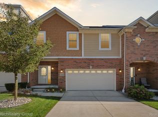 14105 Terrace Ct, Plymouth, MI 48170