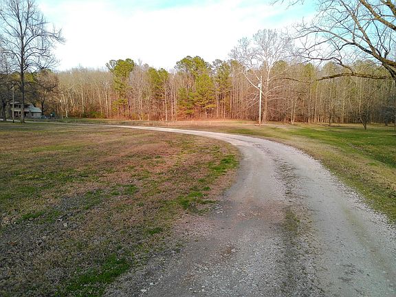 3rd image of 290 Bass Bay Rd