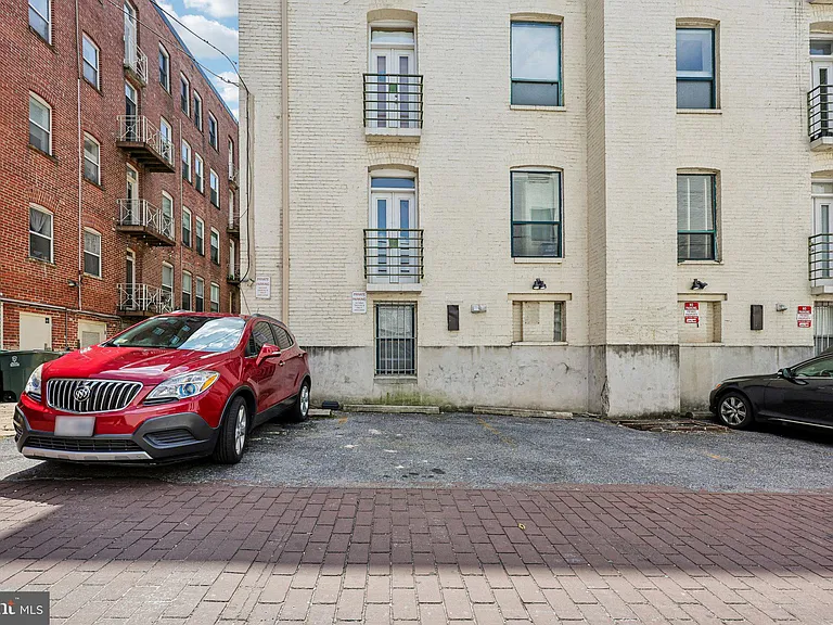 2627 Adams Mill Rd NW #108 — Photo 38