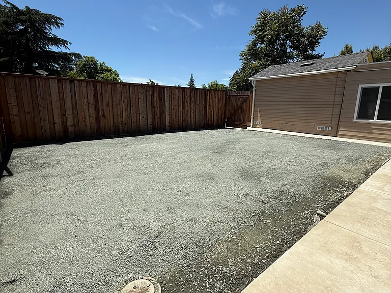 34 Adelaide Dr #1 — Photo 11