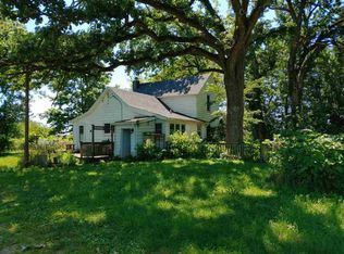 4911 E Fawver Rd, Ridott, IL 61067