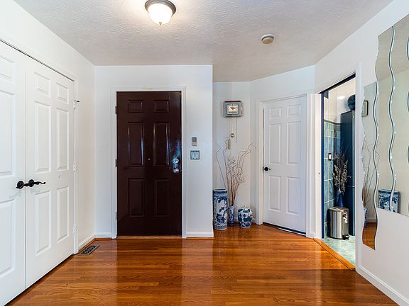 3rd image of 5867 E Senour Dr