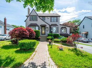 3738 High St, Halifax, NS B3K4Y9
