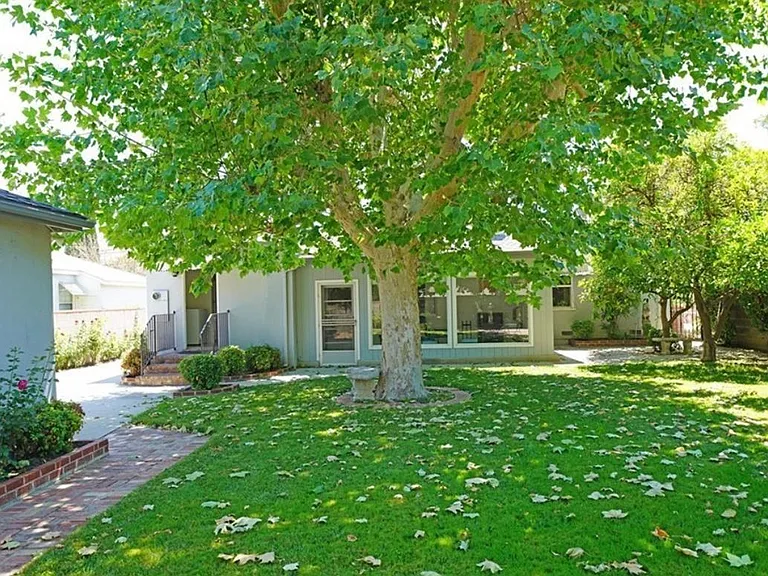 6257 Wilbur Ave — Photo 15