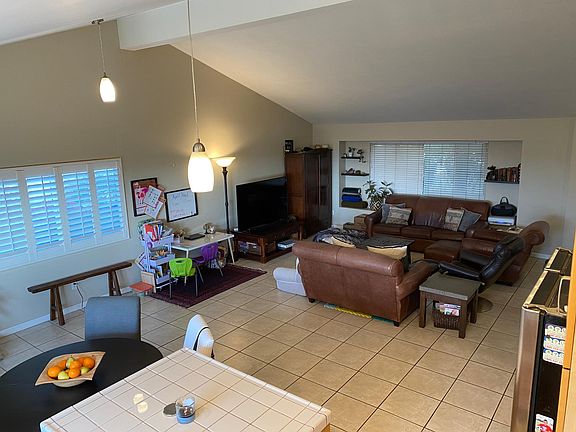 5th image of 4376 Murrieta Cir