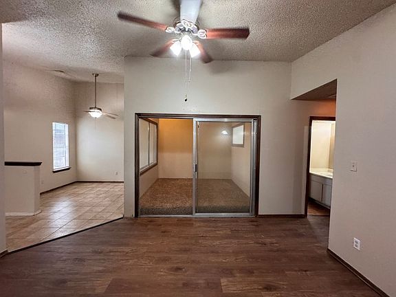 3rd image of 8217 S Klein Ave