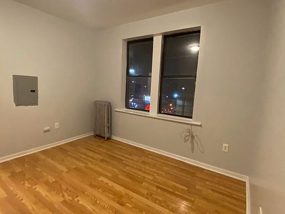 5th image of 3343 Park Ave APT 4C