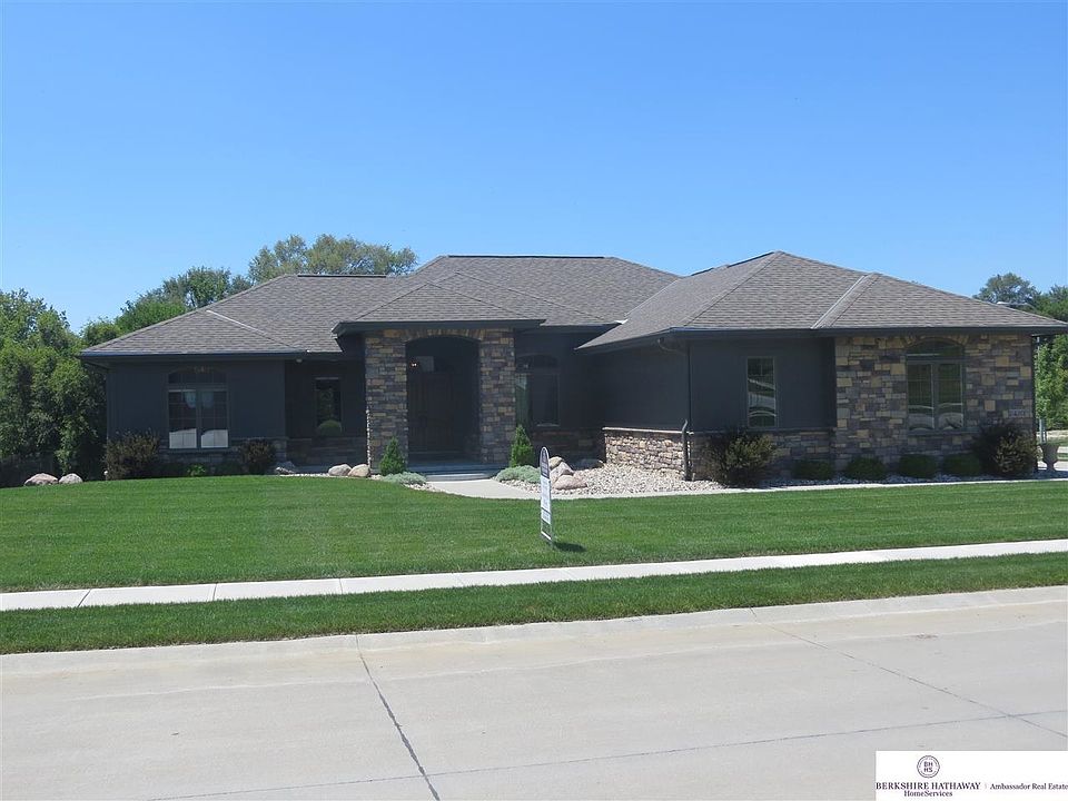 1st image of 2420 N 179th St