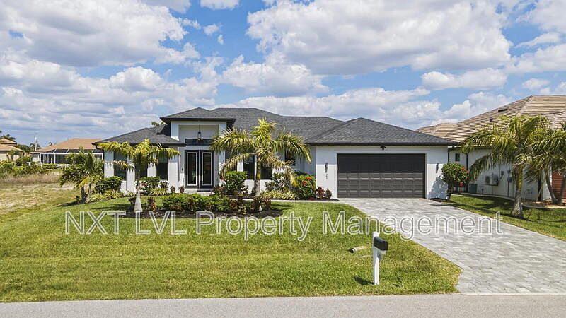 1st image of 121 NW 38th Ave