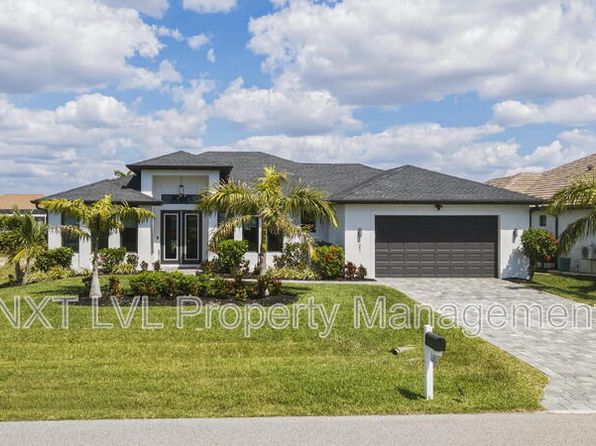 121 NW 38th Ave