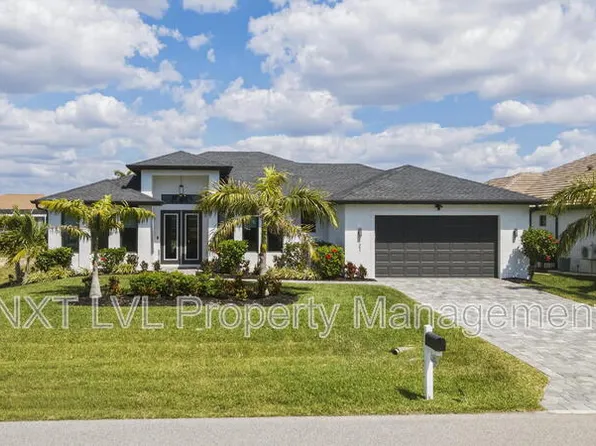 121 NW 38th Ave, Cape Coral, FL 33993