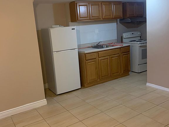 3rd image of 126 Ormonde Blvd