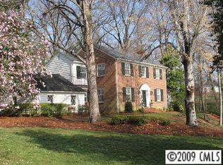 822 S Main St, Mount Holly, NC 28120