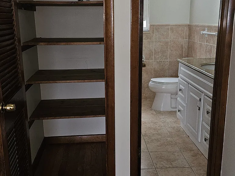 380 Coolidge Ave #2 — Photo 8