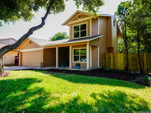 13043 FEATHER RIDGE DR, San Antonio, TX 78233