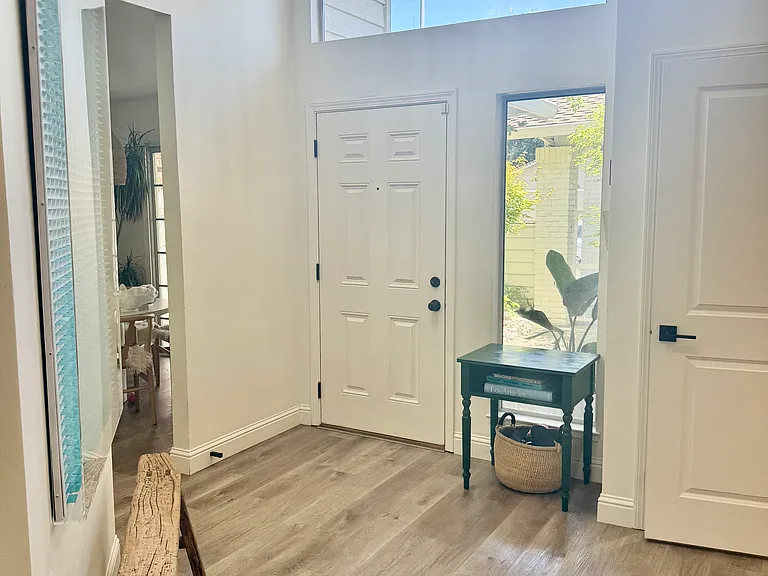 1721 Lakeshore Dr — Photo 6