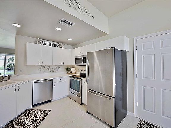 5th image of 7687 Cameron Cir