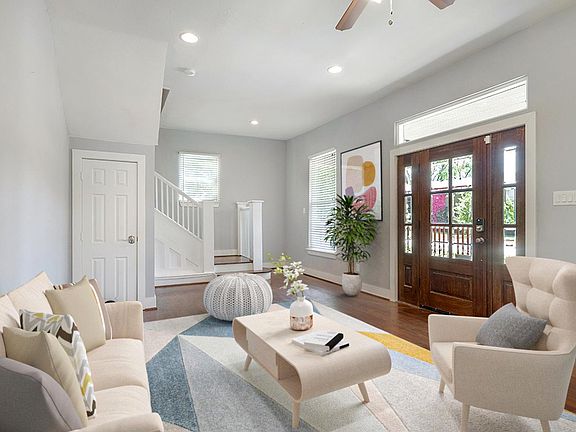 Furnished common areas! (Actual furniture will vary)
