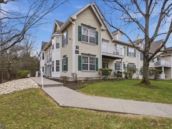 530 Azalea Ter, Branchburg Twp., NJ 08876