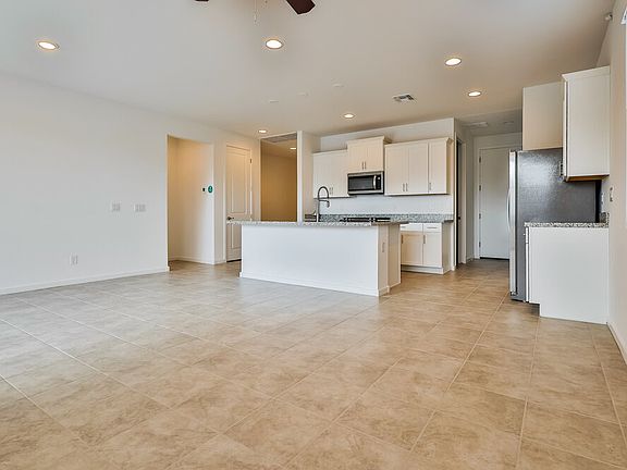 3rd image of 6821 W Pedro Ln