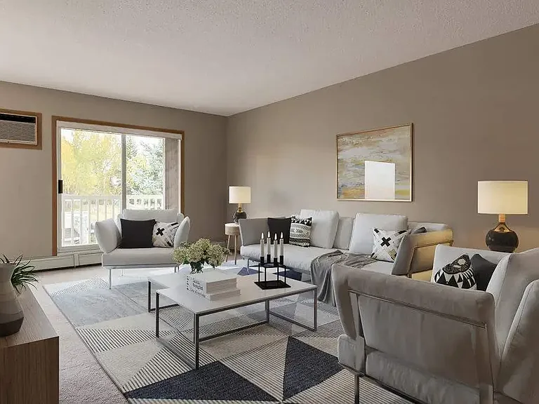 845 5th St SW #205 — Photo 1