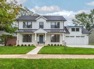 801 Park Plaine Ave, Park Ridge, IL 60068
