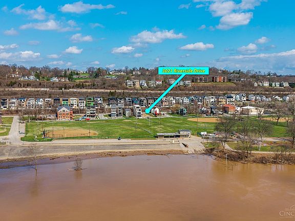 5th image of 3021 Riverside Dr