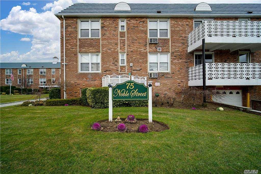75 Noble Street UNIT 202, Lynbrook, NY 11563 Zillow