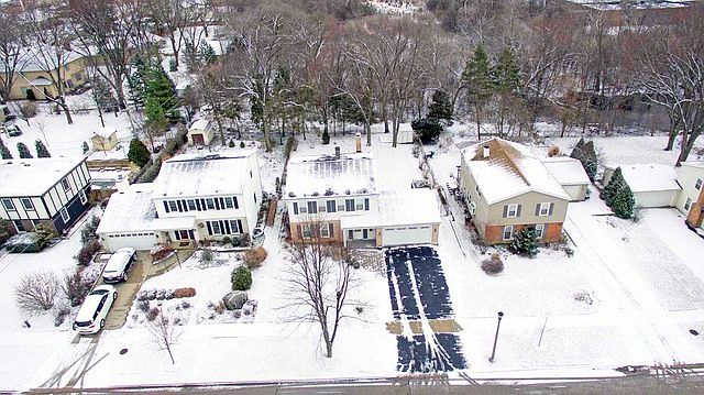 2nd image of 716 E Morris Ave