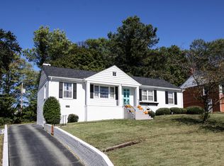 8508 Ridgeview Dr, Henrico, VA 23229