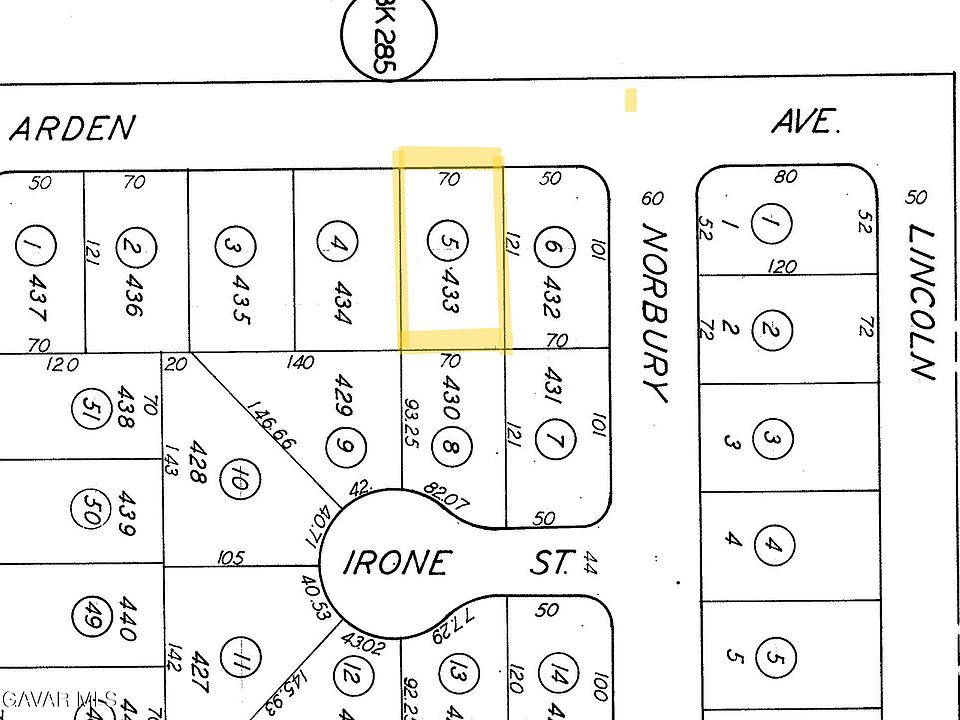 2nd image of 276-022 NE Arden Ave #5