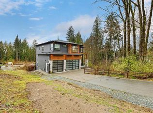 23680 132nd Ave, Maple Ridge, BC V4R2S5