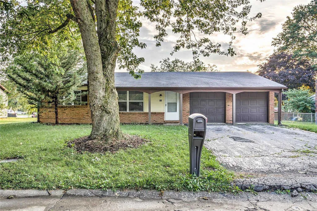 409 Country Meadow Ln photo 1