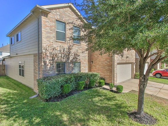 2nd image of 19518 Grand Colony Ct