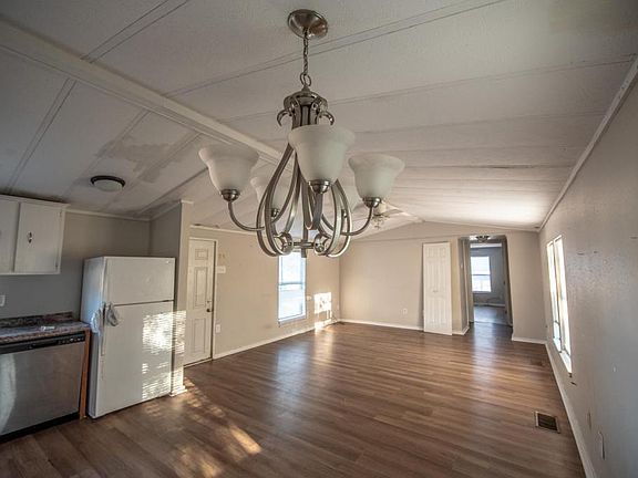5th image of 132 Holy Temple Ln