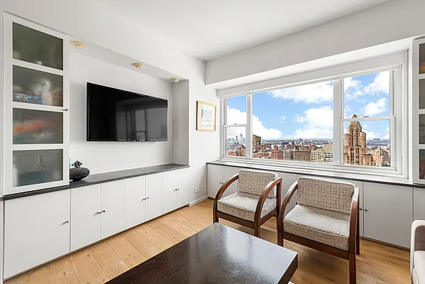 Rented by Corcoran | media 3