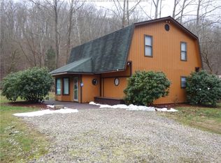 450 Cobb Hollow Rd, Red House, WV 25168