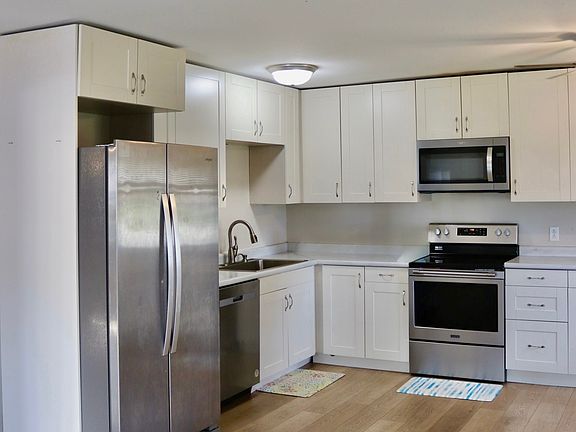 3rd image of 1915 Brownfield Rd #1